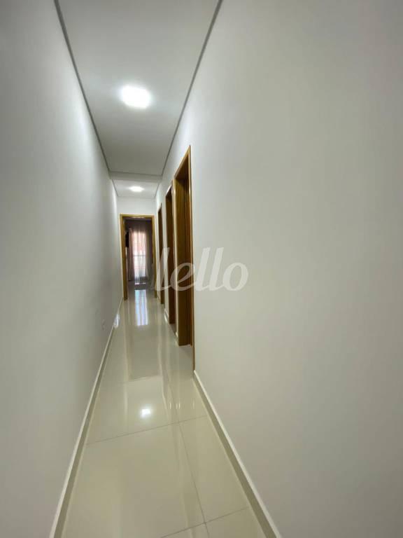 CORREDOR INTERNO de Apartamento à venda, Padrão com 84 m², 3 quartos e 2 vagas em Utinga - Santo André