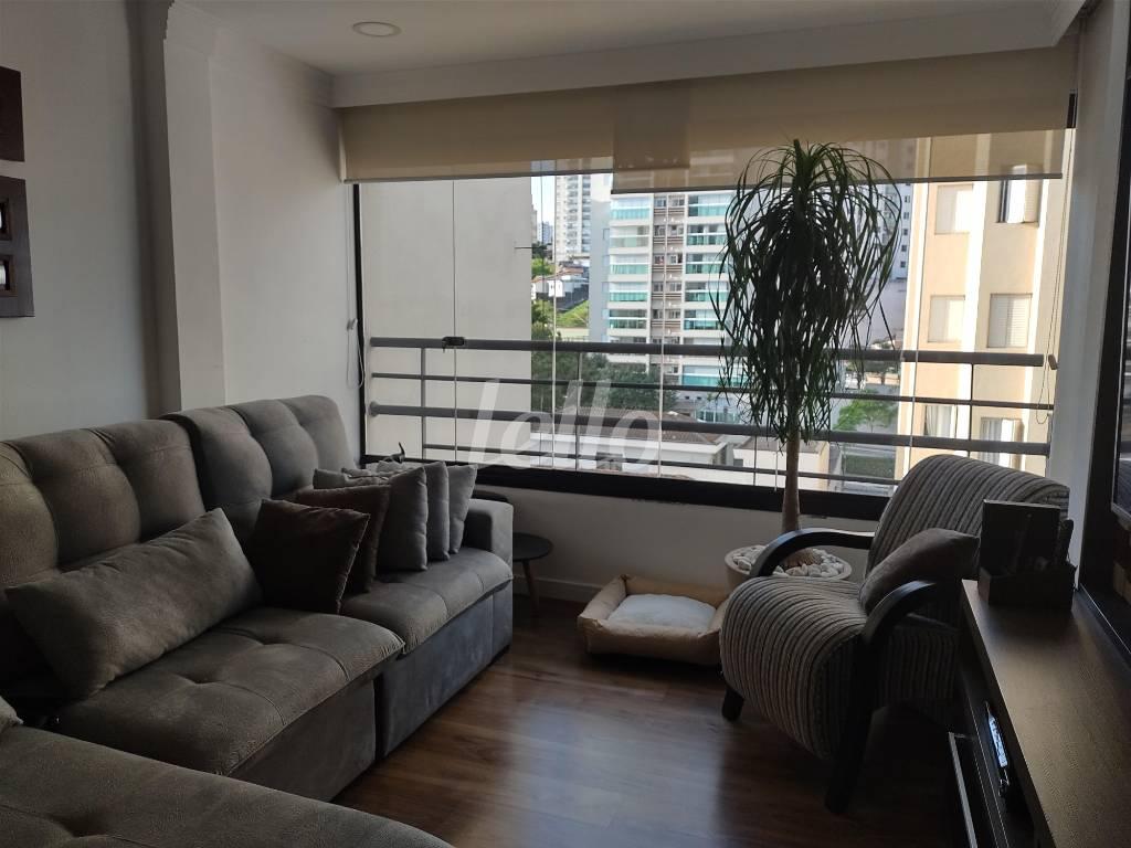LIVING de Apartamento à venda, Padrão com 68 m², 2 quartos e 2 vagas em Vila Mariana - São Paulo