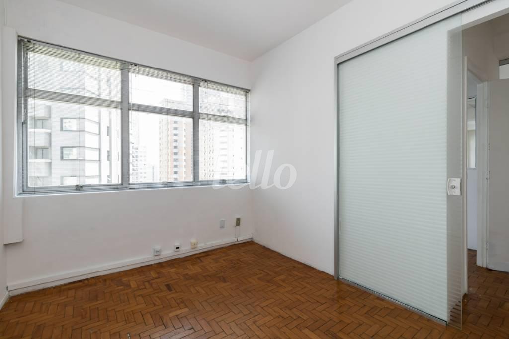 SALA 2 de Sala / Conjunto para alugar, Padrão com 100 m², e 1 vaga em Itaim Bibi - São Paulo