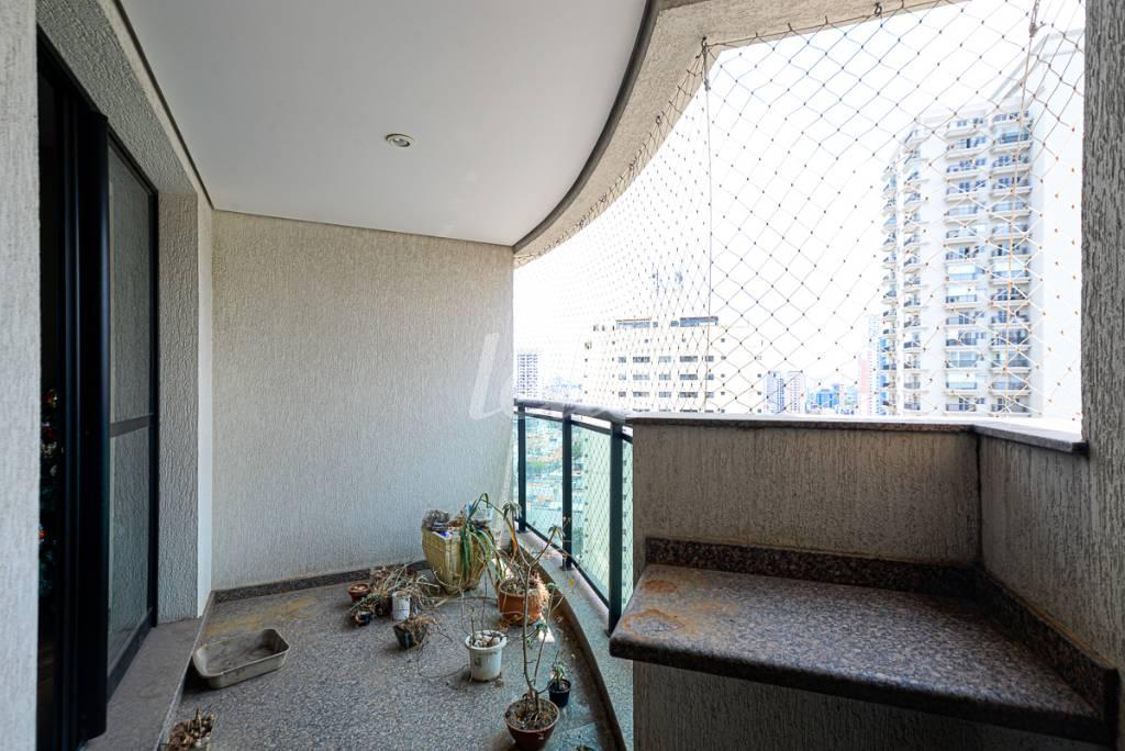 VARANDA GOURMET de Apartamento à venda, Padrão com 138 m², 3 quartos e 3 vagas em Tatuapé - São Paulo