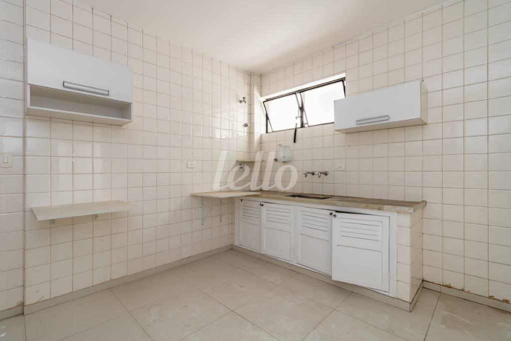 COZINHA de Apartamento para alugar, Padrão com 110 m², 2 quartos e 1 vaga em Alto da Lapa - São Paulo
