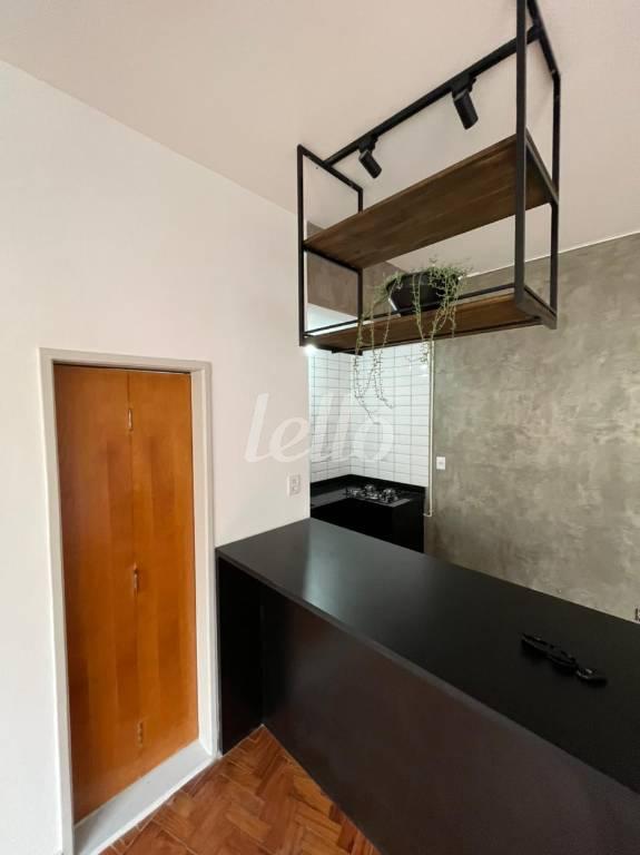 COZINHA de Apartamento à venda, Padrão com 61 m², 1 quarto e em Centro - São Paulo