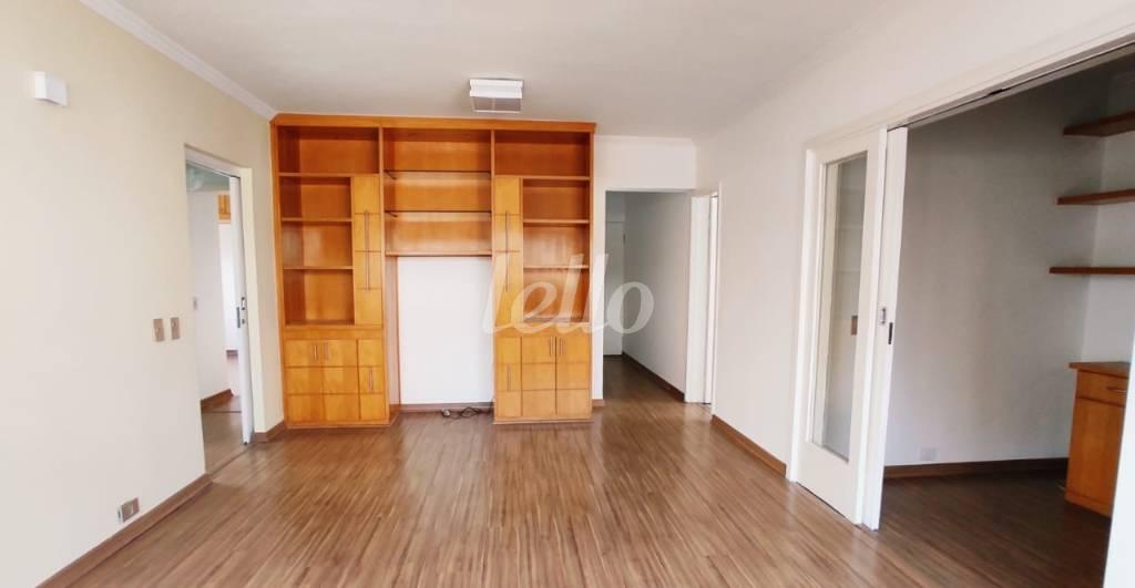 LIVING de Apartamento à venda, Padrão com 100 m², 2 quartos e 1 vaga em Vila Mariana - São Paulo