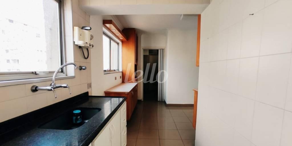 COZINHA de Apartamento à venda, Padrão com 100 m², 2 quartos e 1 vaga em Vila Mariana - São Paulo