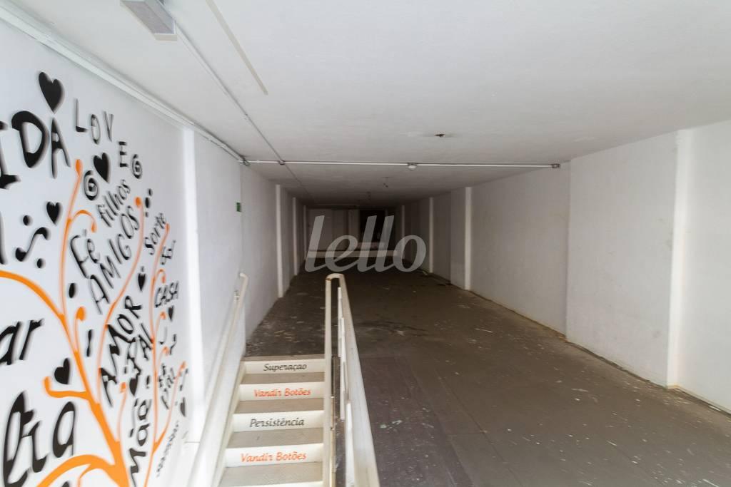 MEZANINO de Loja para alugar, Galeria com 87 m², e em Centro - São Paulo