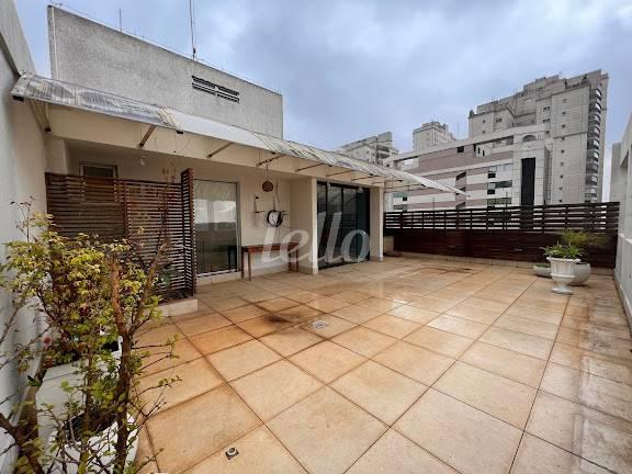 TERRAÇO de Apartamento à venda, Padrão com 220 m², 3 quartos e 2 vagas em Bela Vista - São Paulo
