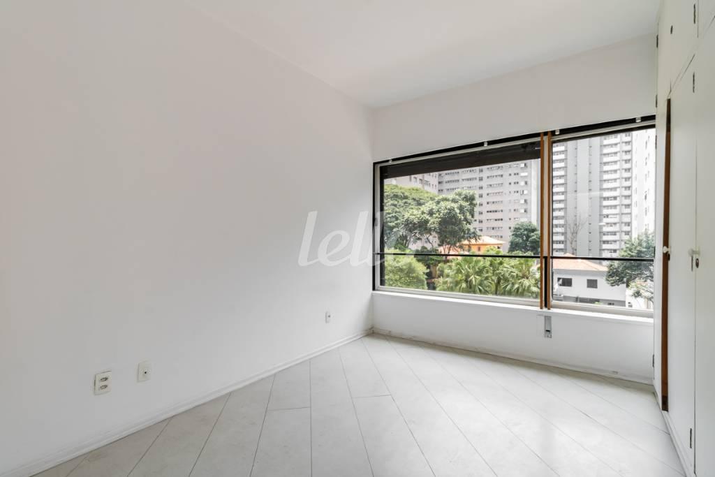 SUITE de Apartamento à venda, Padrão com 110 m², 3 quartos e 1 vaga em Bela Vista - São Paulo