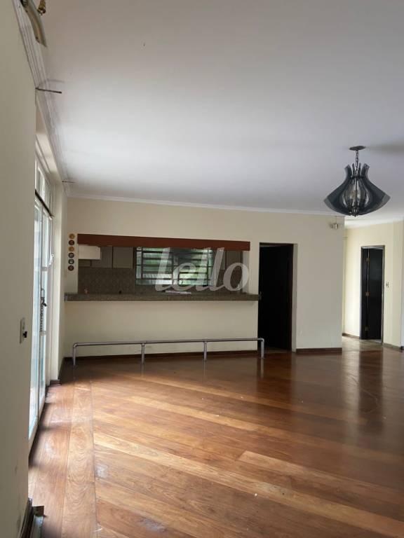 COZINHA de Casa à venda, sobrado com 284 m², 3 quartos e 3 vagas em Brooklin Paulista - São Paulo