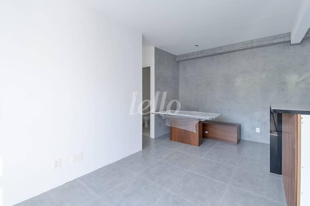 SALA de Apartamento à venda, Padrão com 60 m², 2 quartos e 1 vaga em Consolação - São Paulo
