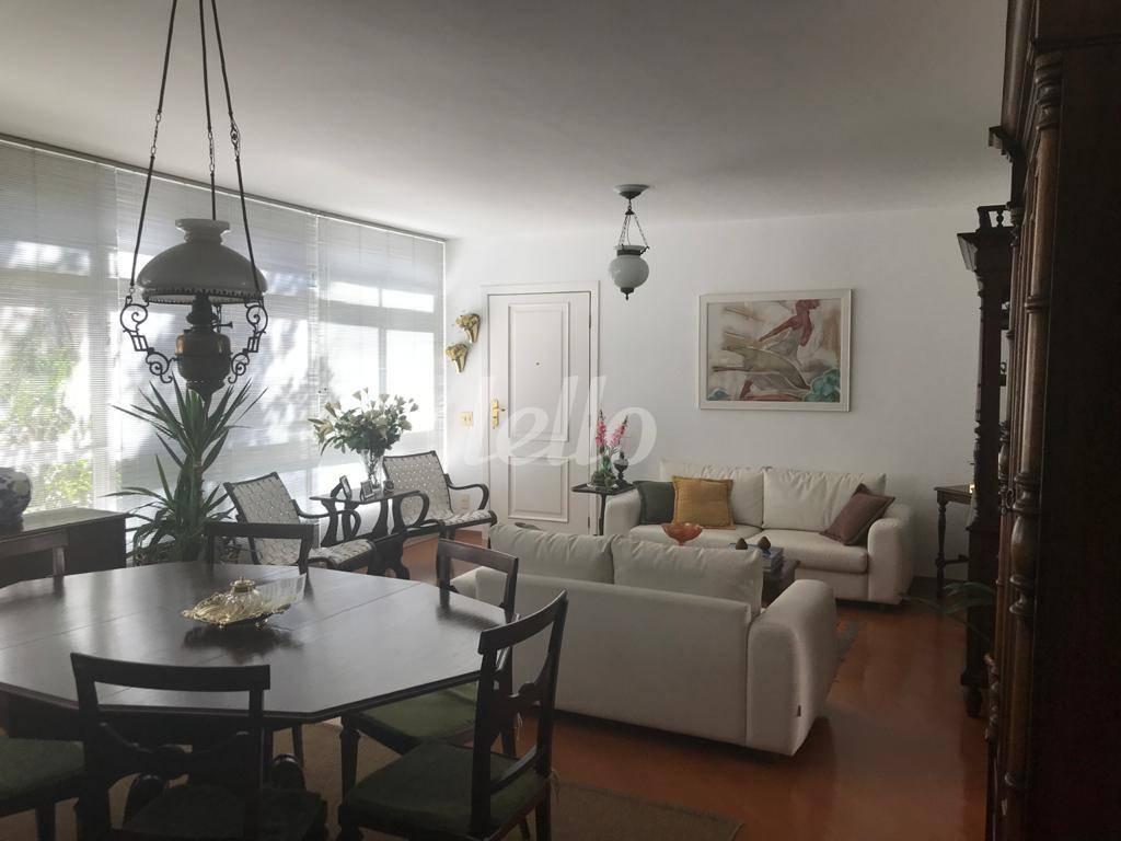 SALA de Apartamento à venda, Padrão com 110 m², 3 quartos e 1 vaga em Pinheiros - São Paulo
