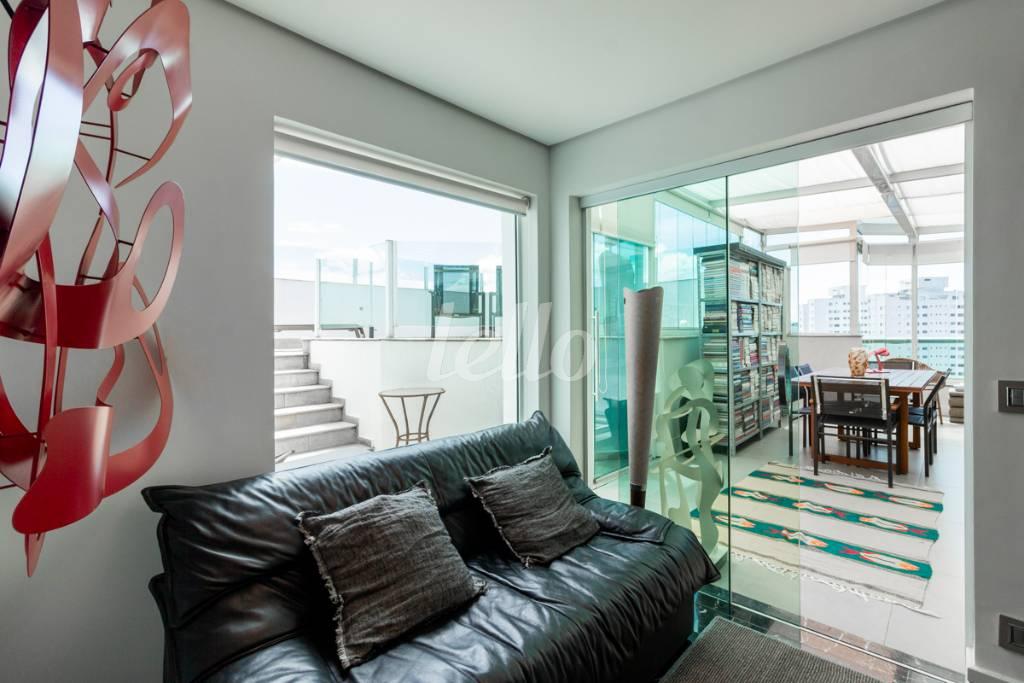 SALA 3 de Apartamento para alugar, Padrão com 200 m², 2 quartos e em Vila Monte Alegre - São Paulo