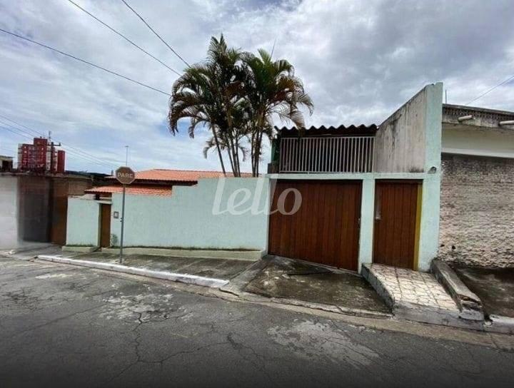 FACHADA de Casa à venda, sobrado com 247 m², 4 quartos e 6 vagas em Vila Matilde - São Paulo