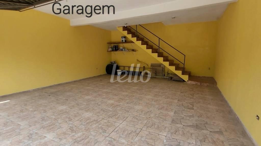 GARAGEM de Casa à venda, sobrado com 250 m², 3 quartos e 4 vagas em Vila Baeta Neves - São Bernardo do Campo