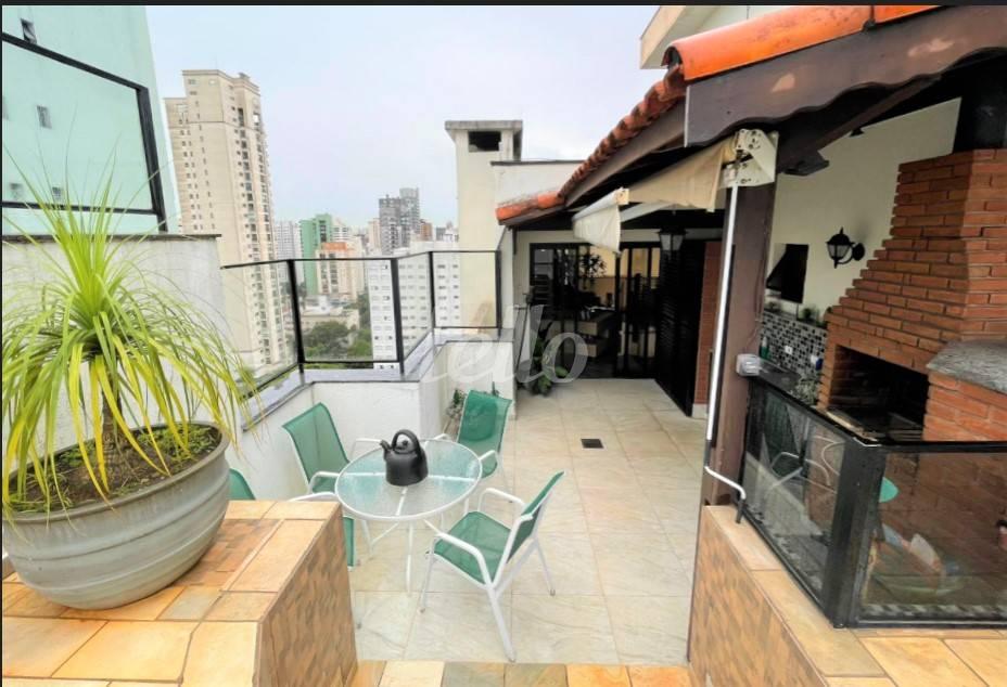 VARANDA GOURMET de Apartamento à venda, cobertura - Padrão com 309 m², 4 quartos e 5 vagas em Indianópolis - São Paulo