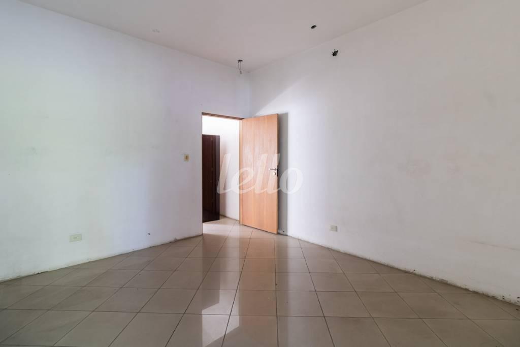 SALA 2 de Casa à venda, sobrado com 330 m², e 2 vagas em Vila Vilma - Santo André