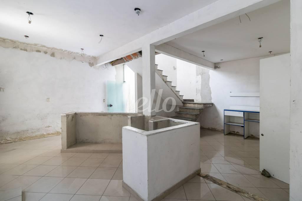 SALA 4 de Casa à venda, sobrado com 330 m², e 2 vagas em Vila Vilma - Santo André
