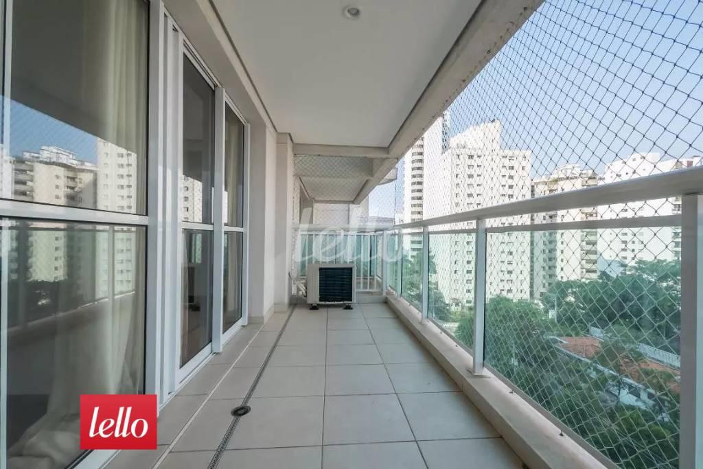 VARANDA de Apartamento à venda, Padrão com 49 m², 1 quarto e 1 vaga em Campo Belo - São Paulo