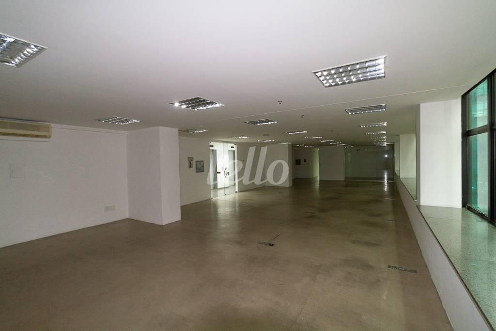 SALA PRINCIPAL de Andar para alugar, Padrão com 489 m², e em Vila Olímpia - São Paulo