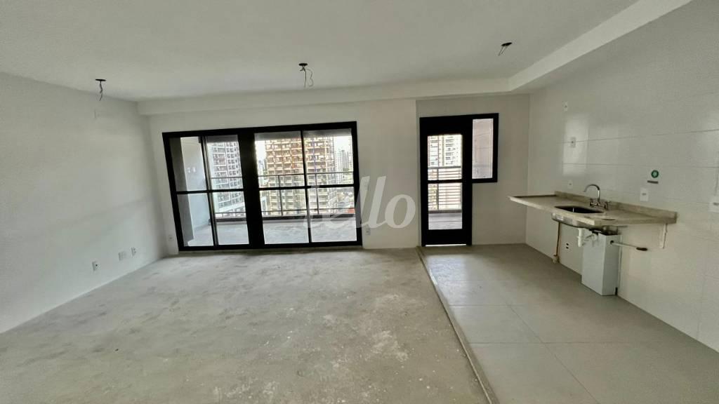 COZINHA de Apartamento à venda, Padrão com 85 m², 2 quartos e 2 vagas em Jardim Das Acácias - São Paulo