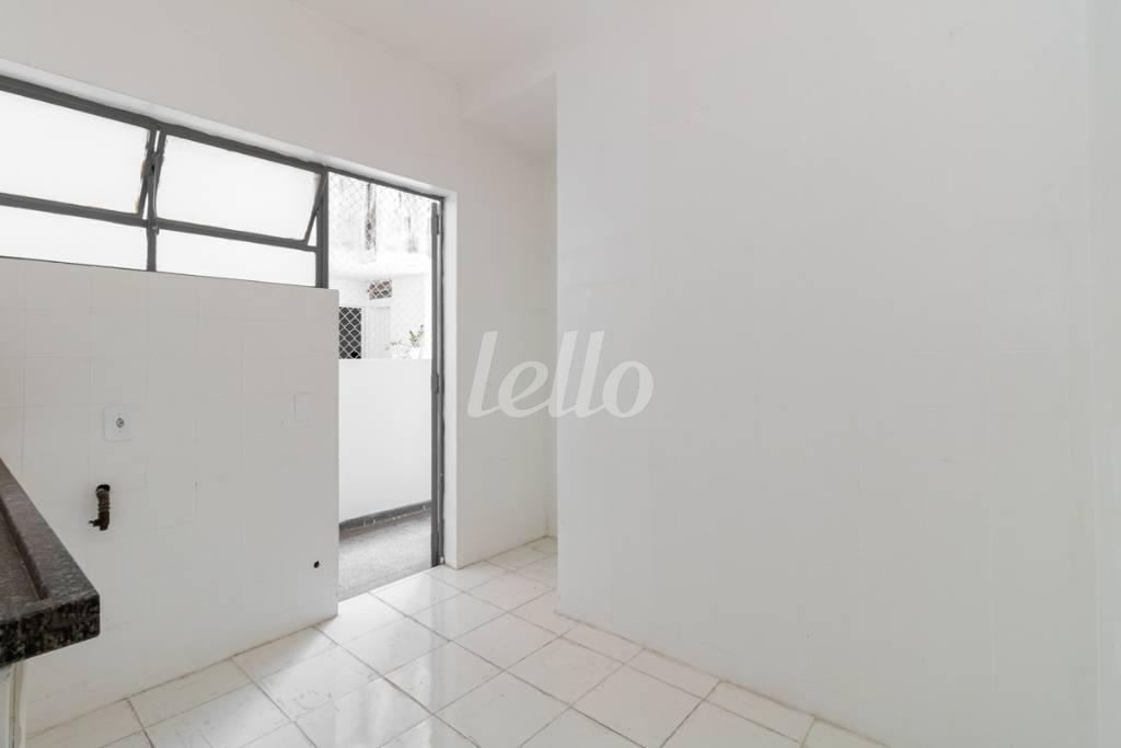 COZINHA de Apartamento para alugar, Padrão com 98 m², 2 quartos e 1 vaga em Vila Buarque - São Paulo