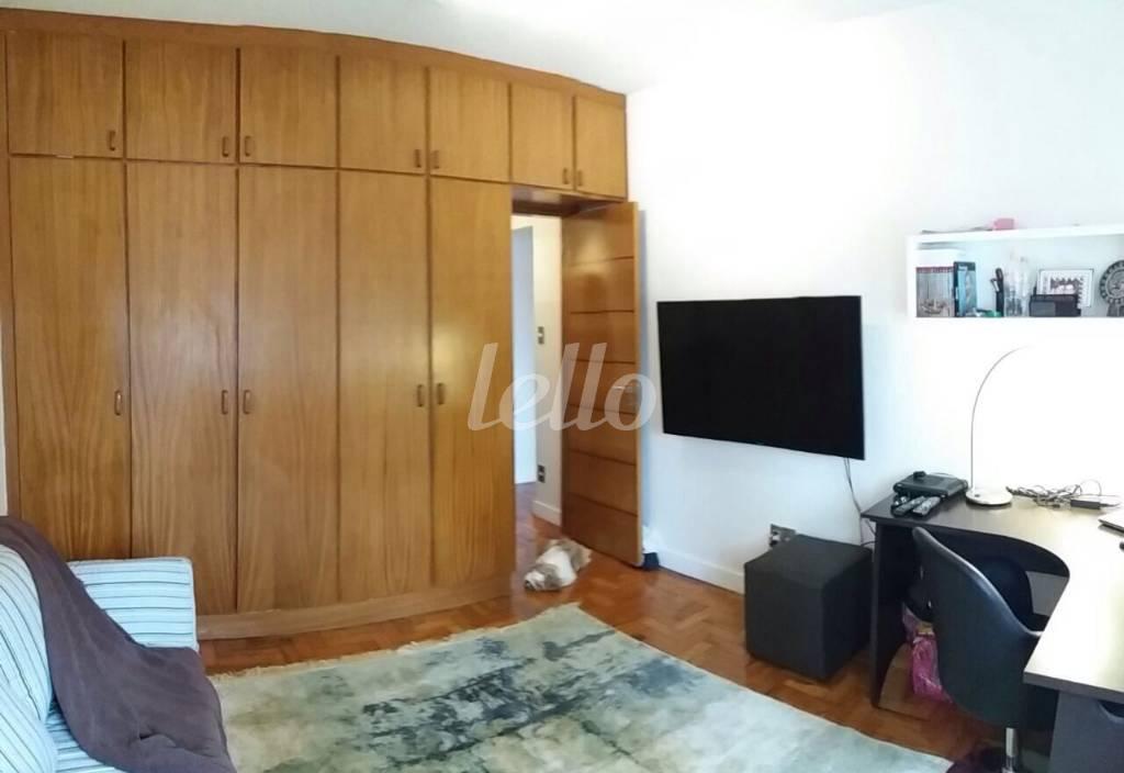 DORMITÓRIO de Apartamento à venda, Padrão com 123 m², 4 quartos e em Consolação - São Paulo
