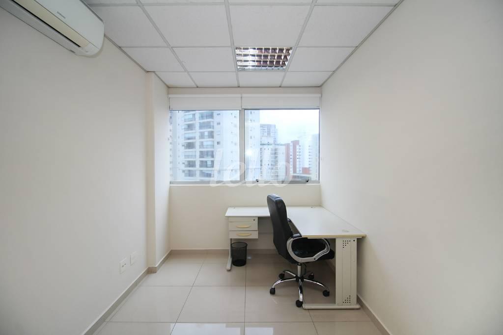 SALA de Sala / Conjunto para alugar, Padrão com 15 m², e 1 vaga em Vila Mascote - São Paulo