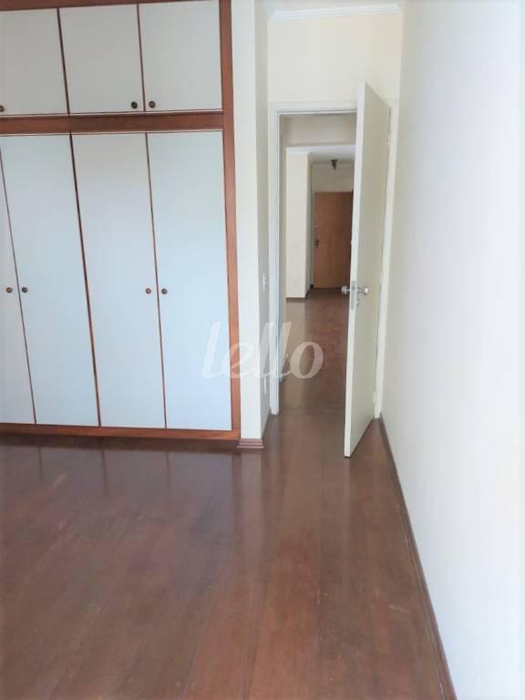 QUARTO de Apartamento à venda, Padrão com 42 m², 1 quarto e 1 vaga em Consolação - São Paulo