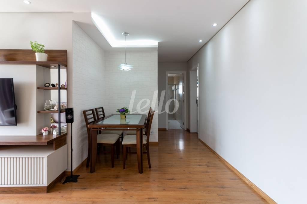 SALA de Apartamento à venda, Padrão com 67 m², 2 quartos e 2 vagas em Saúde - São Paulo