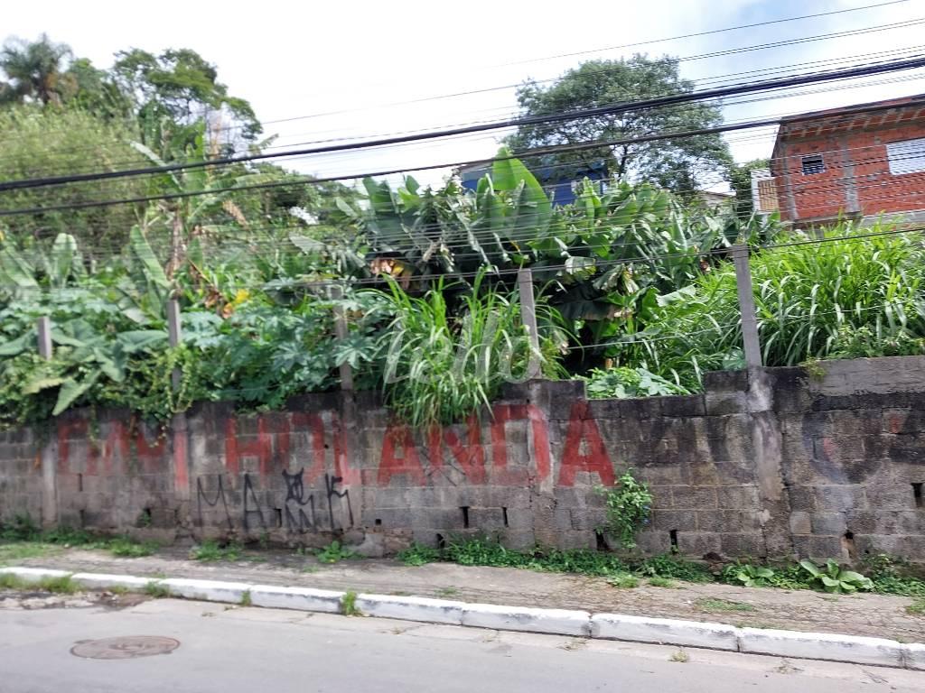 LATERAL de Área / Terreno à venda, Padrão com 2640 m², e em Tremembé - São Paulo