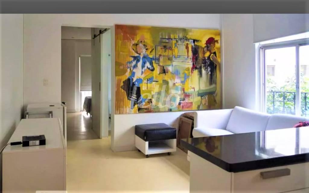 SALA de Apartamento à venda, Flat com 42 m², 1 quarto e 1 vaga em Santa Cecília - São Paulo