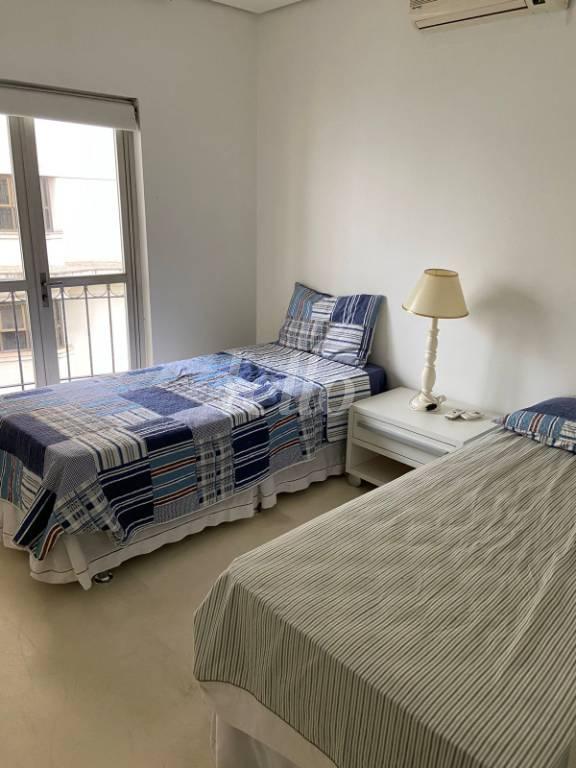 DORMITÓRIO de Apartamento à venda, Flat com 42 m², 1 quarto e 1 vaga em Santa Cecília - São Paulo