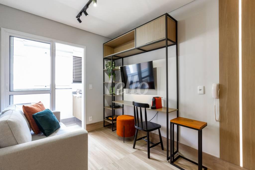 SALA de Apartamento à venda, Padrão com 33 m², 1 quarto e em Bela Vista - São Paulo