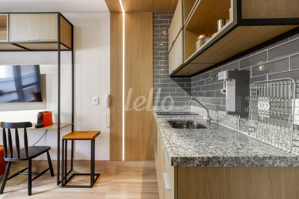 COZINHA de Apartamento à venda, Padrão com 33 m², 1 quarto e em Bela Vista - São Paulo