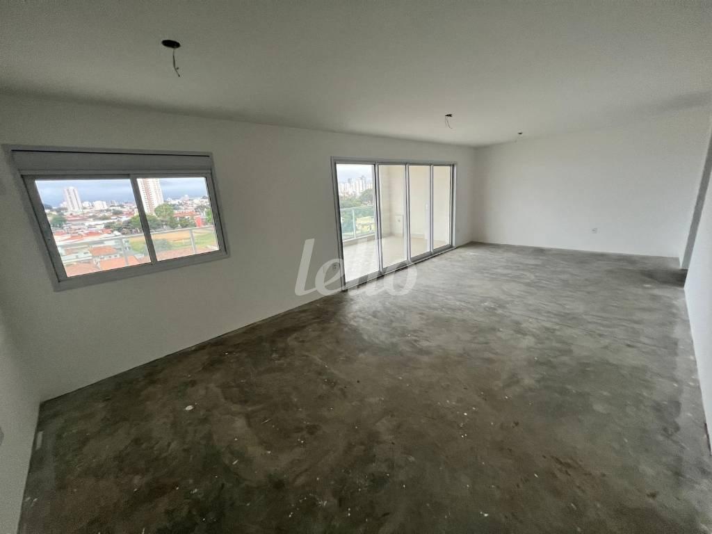 SALA de Apartamento à venda, Padrão com 167 m², 3 quartos e 3 vagas em Vila Regente Feijó - São Paulo