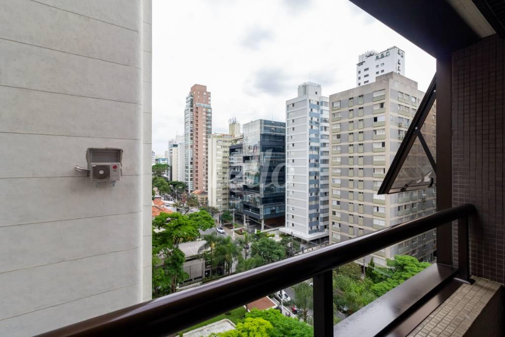 VARANDA de Apartamento à venda, Flat com 31 m², 1 quarto e 1 vaga em Jardim Paulista - São Paulo