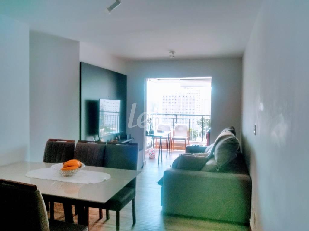SALA de Apartamento à venda, Padrão com 68 m², 3 quartos e 1 vaga em Vila Clementino - São Paulo