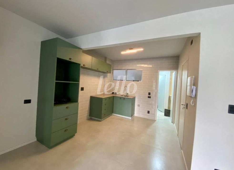 COZINHA de Apartamento à venda, Padrão com 91 m², 2 quartos e 1 vaga em Vila Nova Conceição - São Paulo
