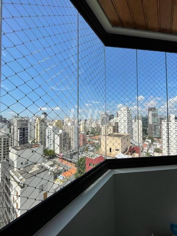 VISTA de Apartamento à venda, Padrão com 156 m², 3 quartos e 2 vagas em Vila Nova Conceição - São Paulo