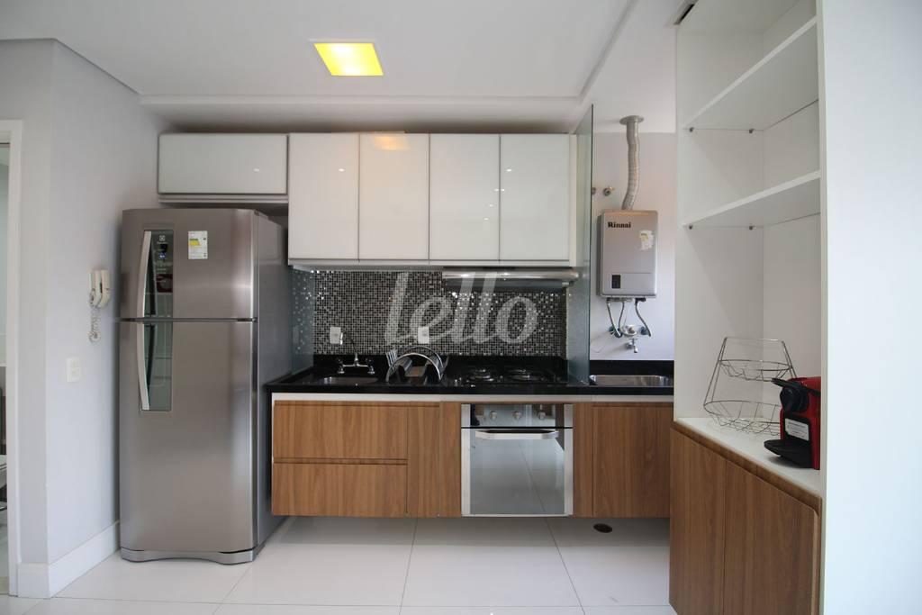 COZINHA de Apartamento à venda, Padrão com 54 m², 1 quarto e 1 vaga em Itaim Bibi - São Paulo