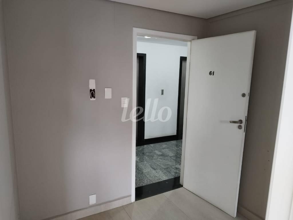 SALA de Sala / Conjunto para alugar, Padrão com 36 m², e 1 vaga em Santa Cecília - São Paulo