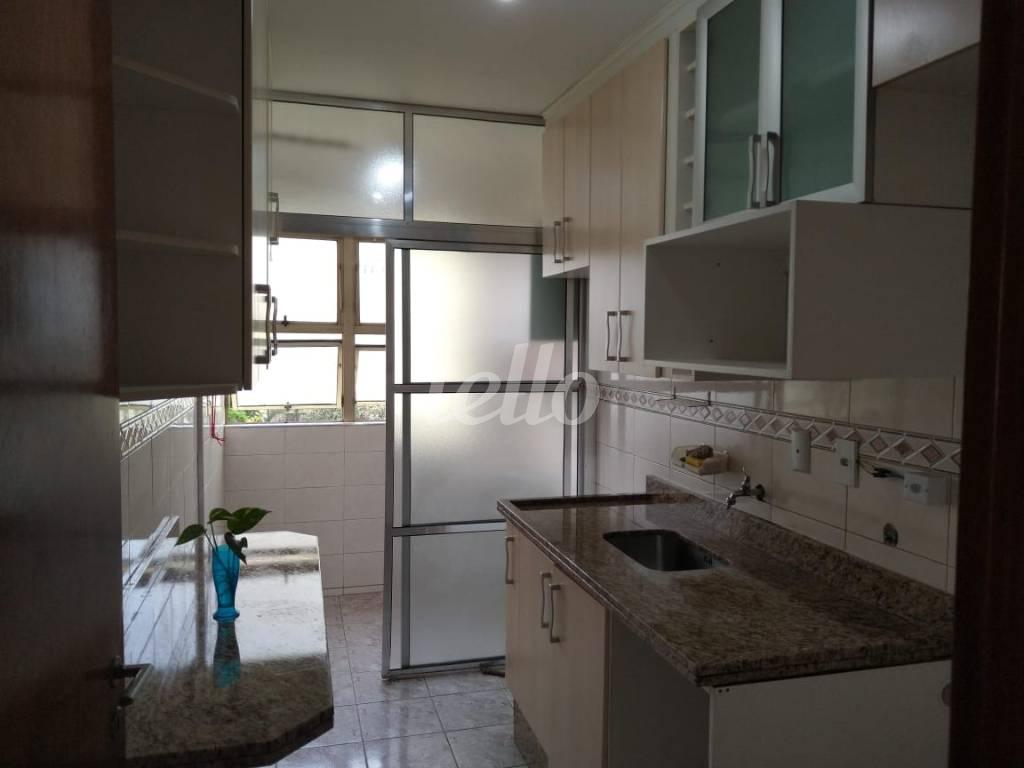 COZINHA de Apartamento à venda, Padrão com 65 m², 3 quartos e 1 vaga em Vila Graciosa - São Paulo
