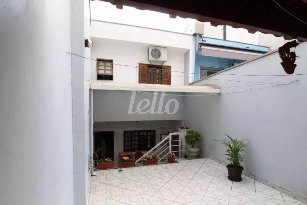 ÁREA EXTERNA de Casa à venda, sobrado com 186 m², 4 quartos e 2 vagas em Vila Floresta - Santo André