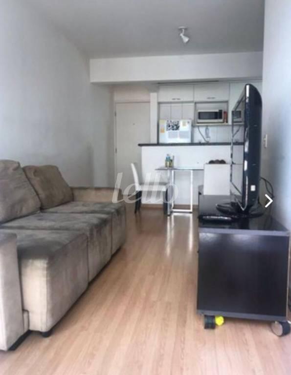 SALA de Apartamento à venda, Padrão com 43 m², 1 quarto e 1 vaga em Alto da Lapa - São Paulo
