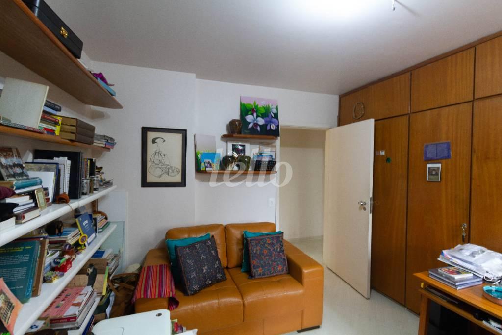 DORMITÓRIO 3 de Apartamento para alugar, Padrão com 117 m², 3 quartos e 1 vaga em Indianópolis - São Paulo