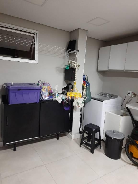ÁREA DE SERVIÇO de Apartamento à venda, Padrão com 123 m², 3 quartos e 3 vagas em Cambuci - São Paulo