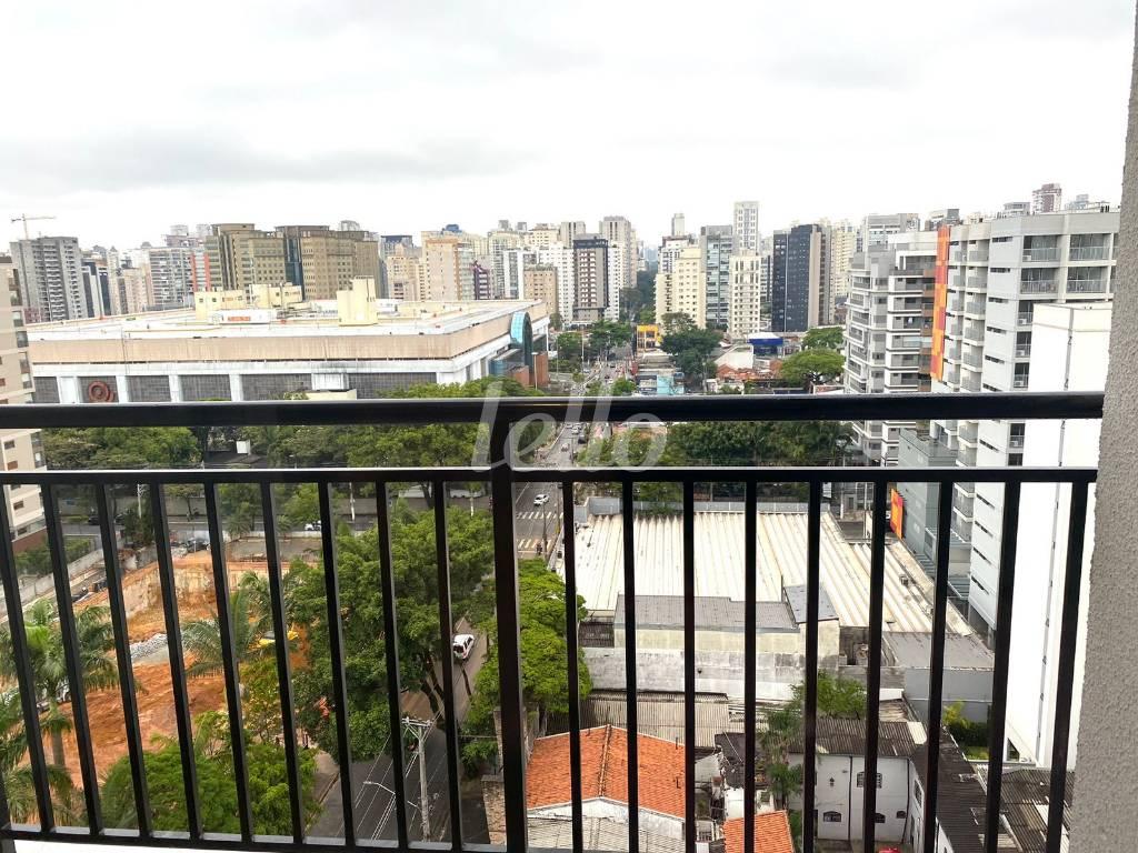VARANDA (2) de Apartamento à venda, Studio com 31 m², 1 quarto e em Indianópolis - São Paulo