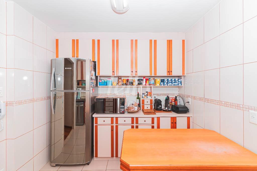 COZINHA de Apartamento à venda, Padrão com 145 m², 4 quartos e 3 vagas em Pinheiros - São Paulo