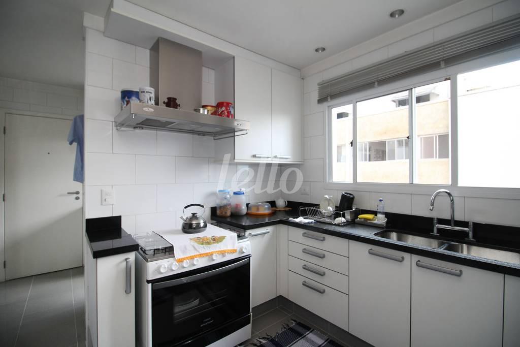 COZINHA de Apartamento para alugar, Padrão com 122 m², e 3 vagas em Itaim Bibi - São Paulo
