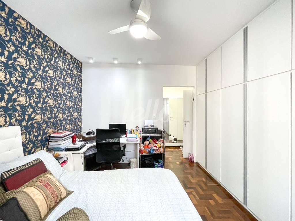 QUARTO 3 de Apartamento à venda, Padrão com 190 m², 3 quartos e 2 vagas em Paraíso - São Paulo