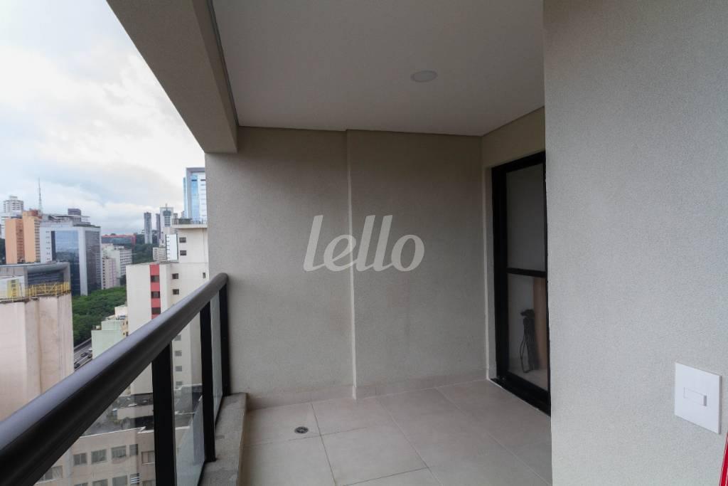 SACADA de Apartamento para alugar, Padrão com 37 m², 1 quarto e 1 vaga em Bela Vista - São Paulo